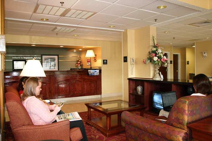 Hampton Inn Hopewell Fort Gregg-Adams エクステリア 写真