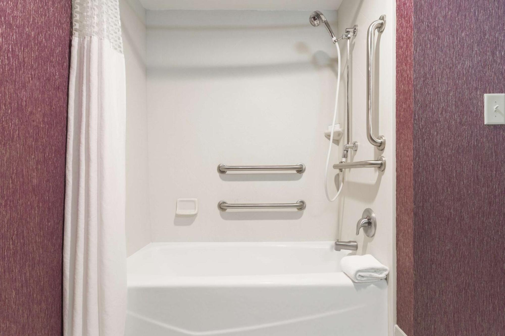 Hampton Inn Hopewell Fort Gregg-Adams エクステリア 写真