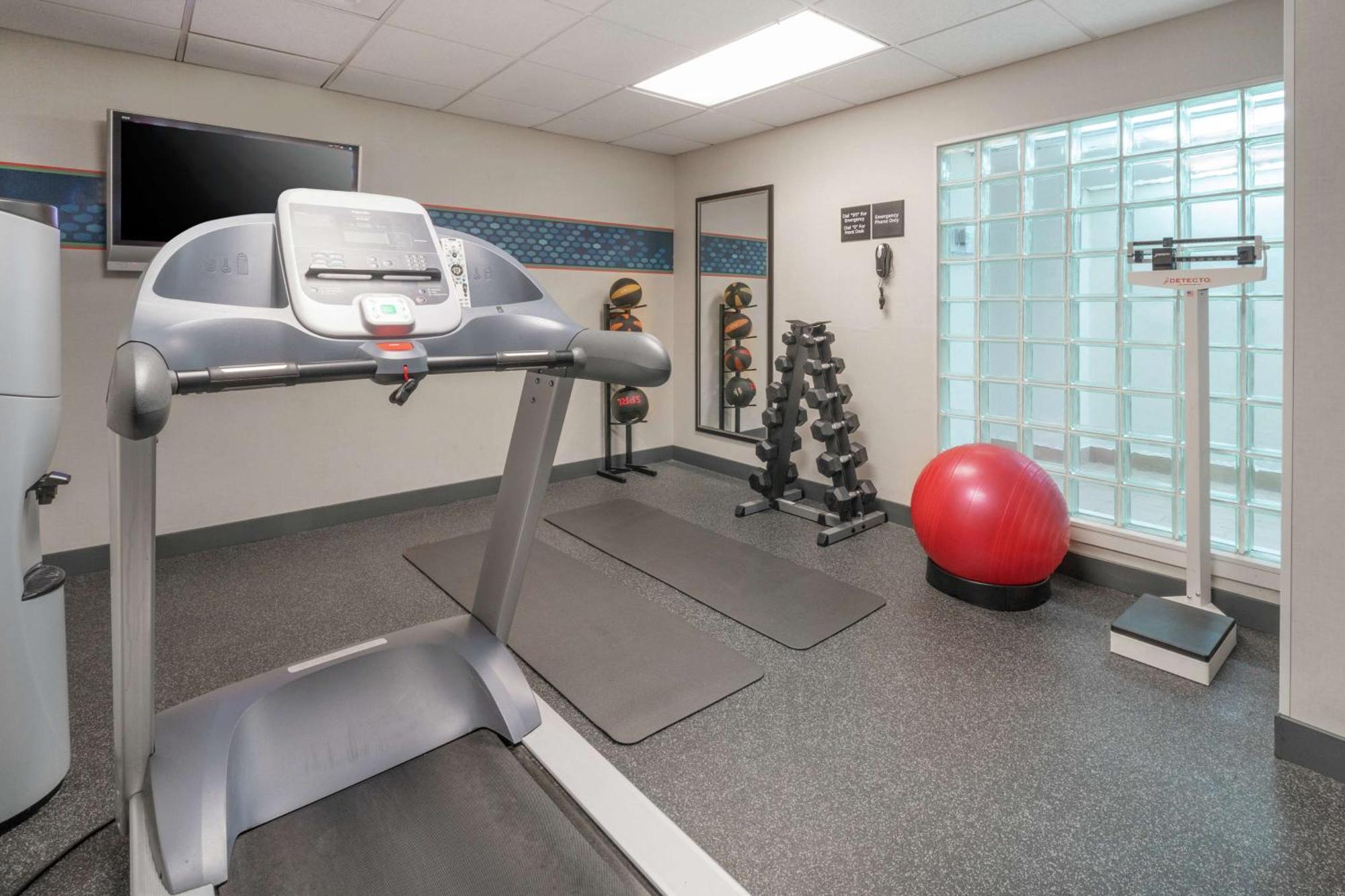 Hampton Inn Hopewell Fort Gregg-Adams エクステリア 写真