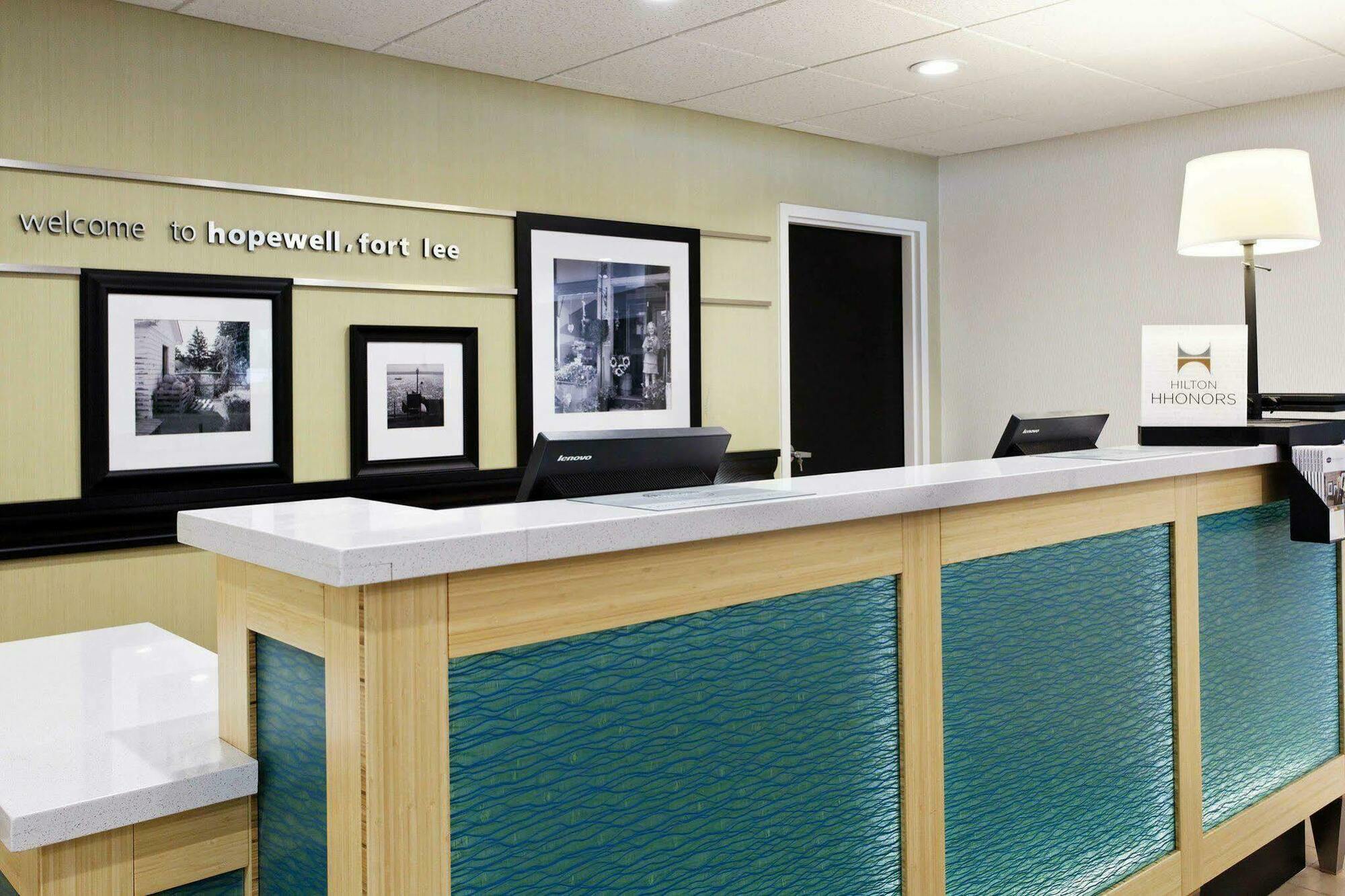 Hampton Inn Hopewell Fort Gregg-Adams エクステリア 写真